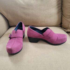 Dansko clogs, US Size 8, EU Size 39